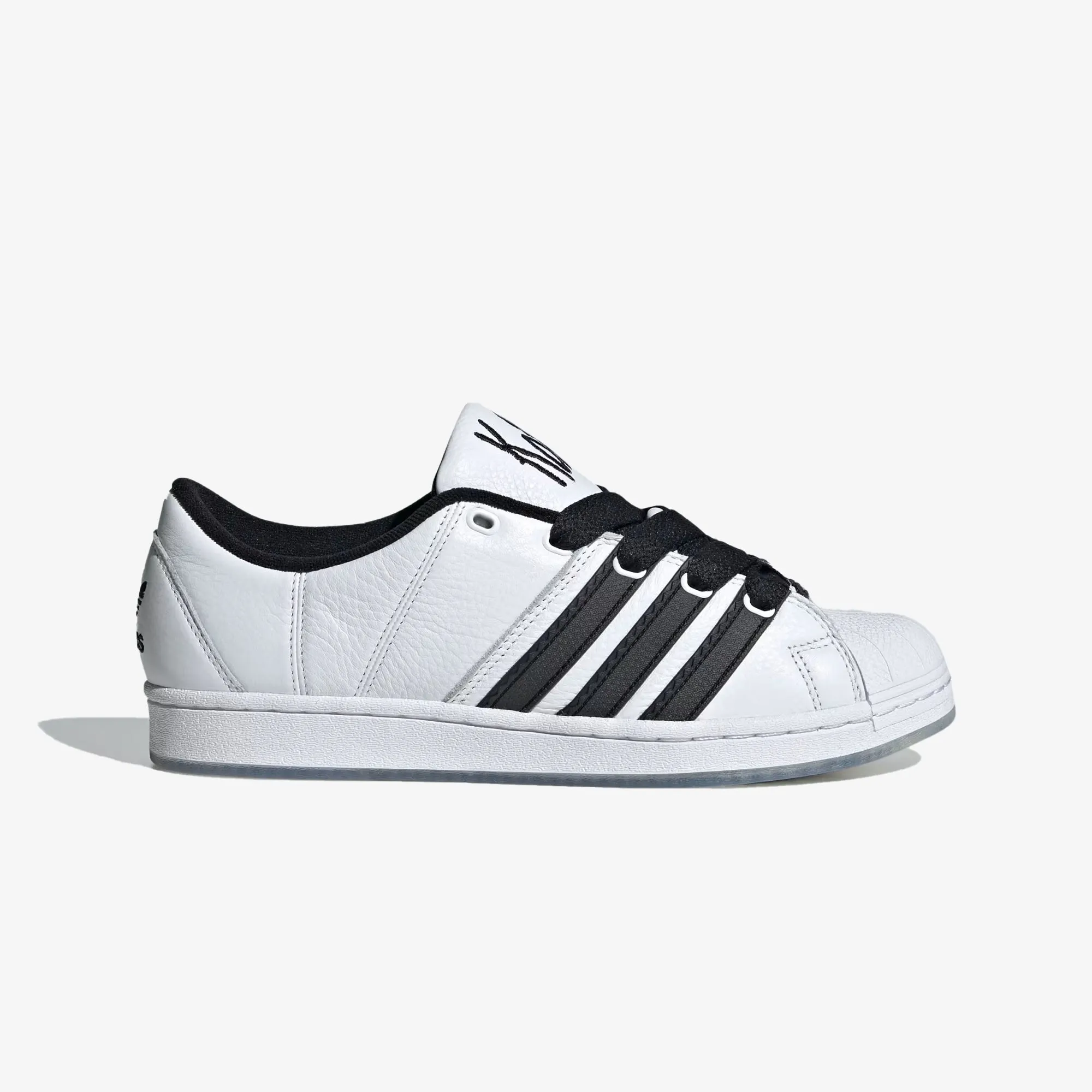 Adidas Originals | KORN SUPERMODIFIED  { WHITE/CORE BLACK/RICH PURPLE