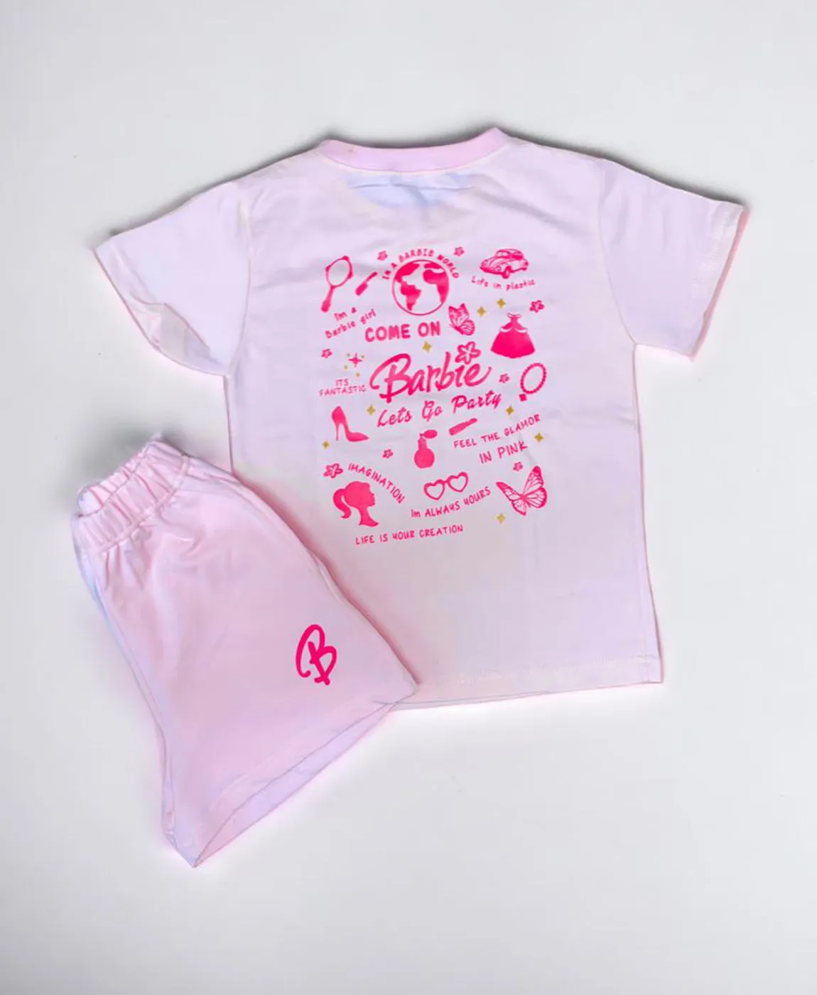 Barbie girls set