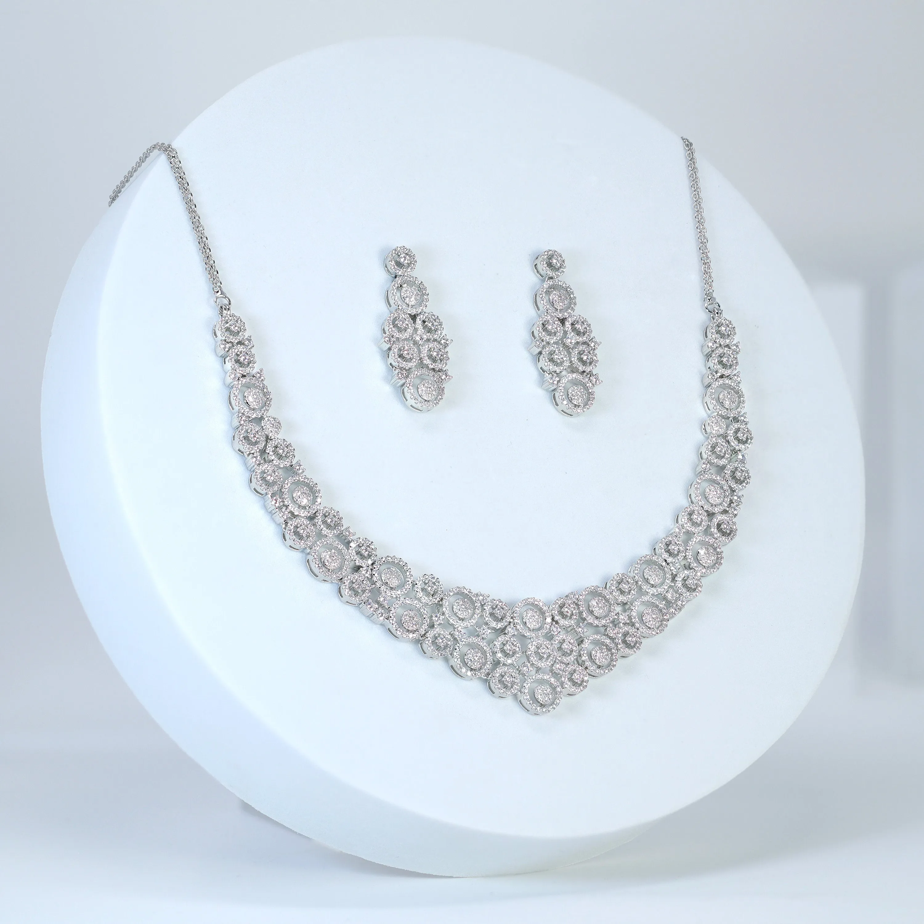 Cz Bridal V shaped Elegance Choker Necklace Set , Long Bridal Jewelry, Bridal Necklace, Statement Necklace Cz Necklace Set.