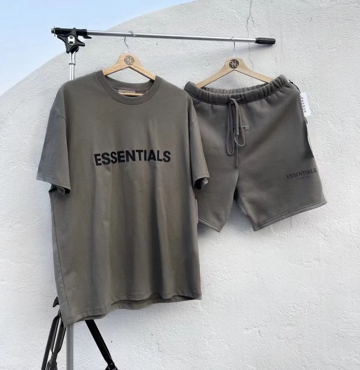 FOG Essentials Logo Sweat Shorts - Moss/Goat