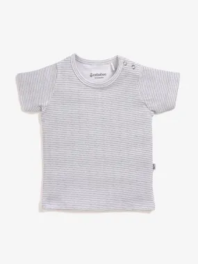 Half sleeve grey stripe pattern t-shirt for baby