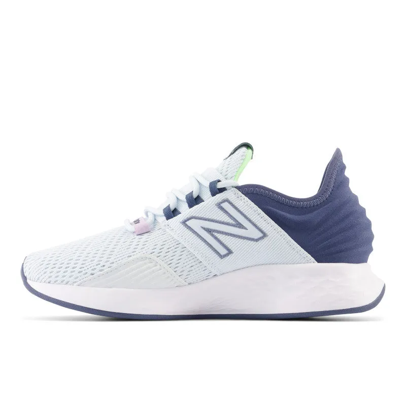 'New Balance' Women's Fresh Foam Roav - Ice Blue / Vintage Indigo