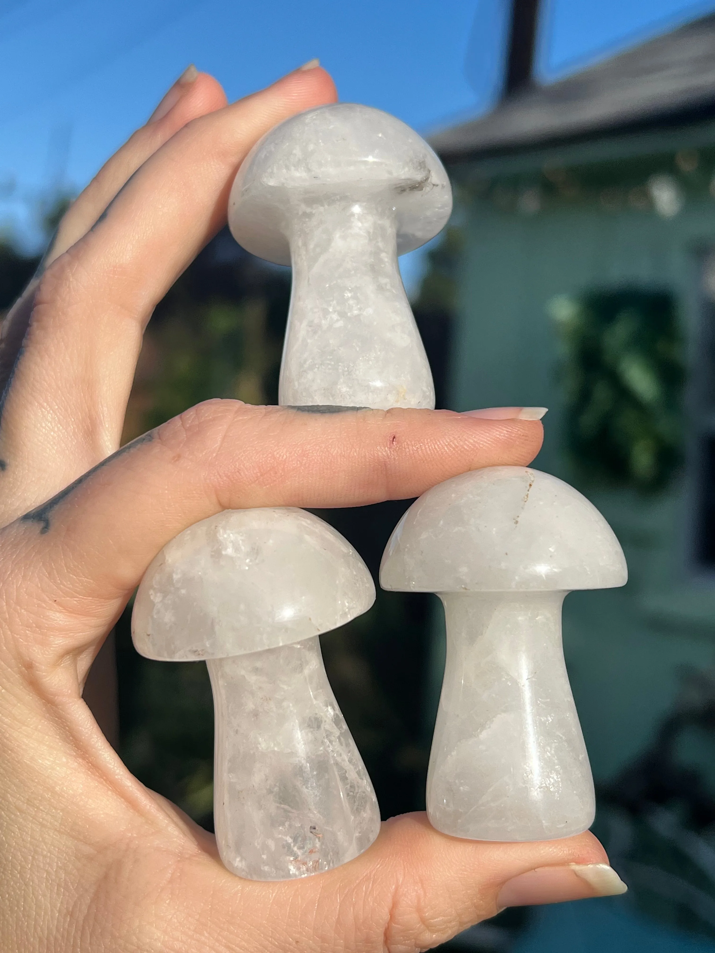 Quartz  mushroom carving